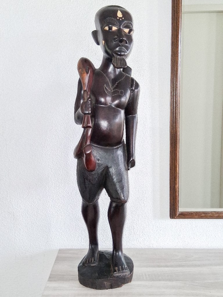 Groot handgesneden beeld, donker hardhout, decoratief object, Antiek en Kunst, Ophalen, 50 - 100 cm, Handgemaakt, Beeld