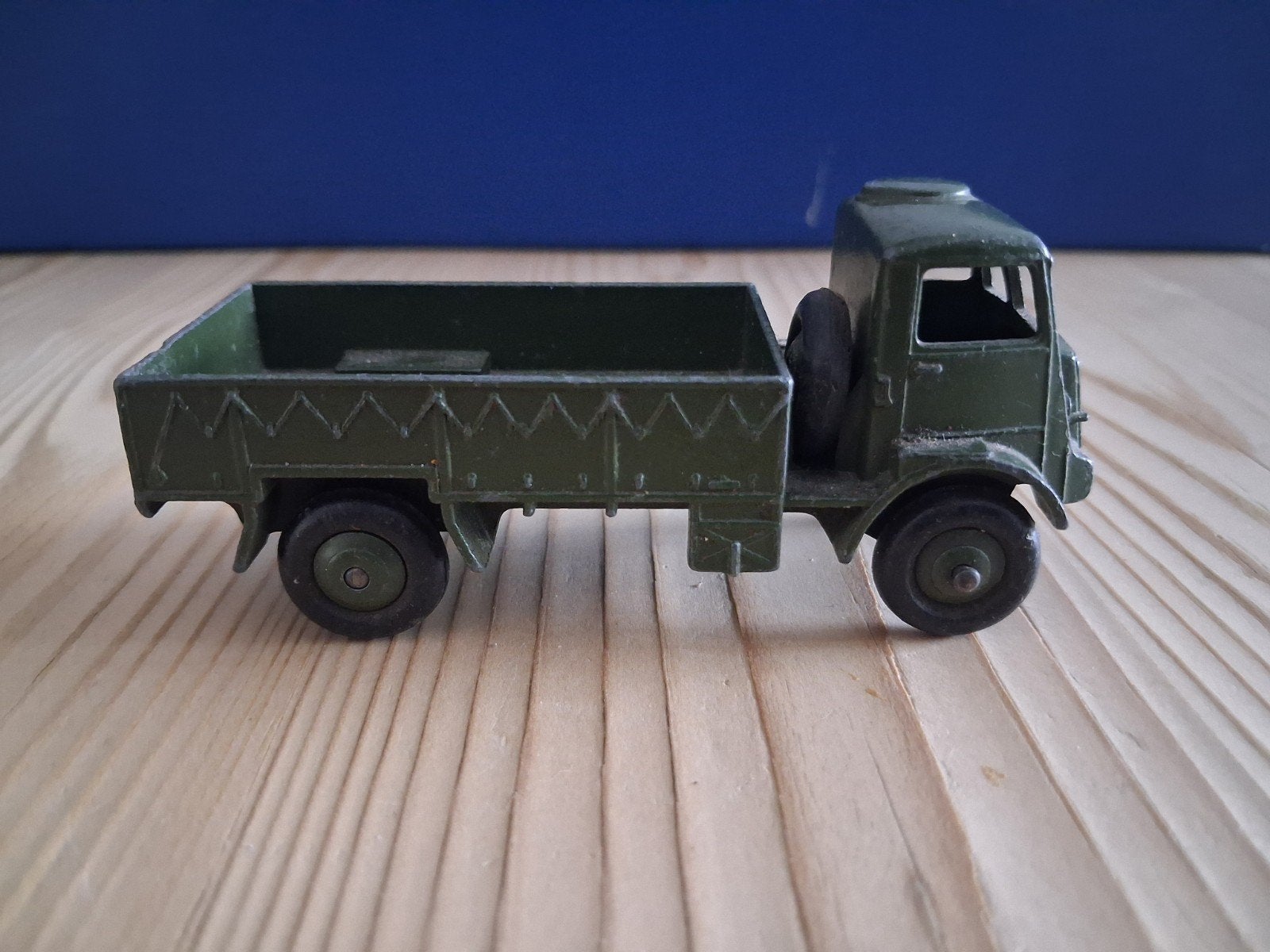 Dinky Toys Army Wagon, Hobby en Vrije tijd, Ophalen of Verzenden, Gebruikt, Bus of Vrachtwagen, Overige merken