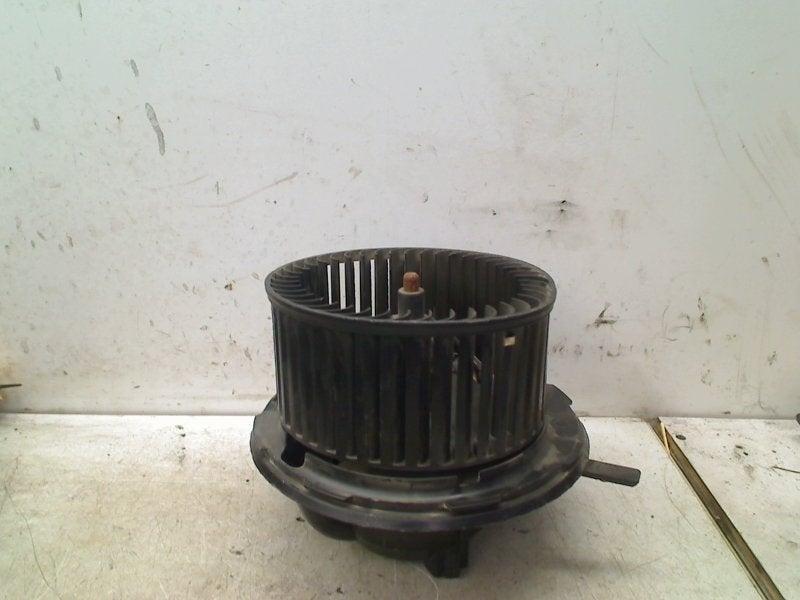 Kachel Ventilatormotor Volkswagen Golf V (1K1) 3C1820015J, Gebruikt, Volkswagen, Volkswagen AG, Kundenbetreuung@volkswagen.de