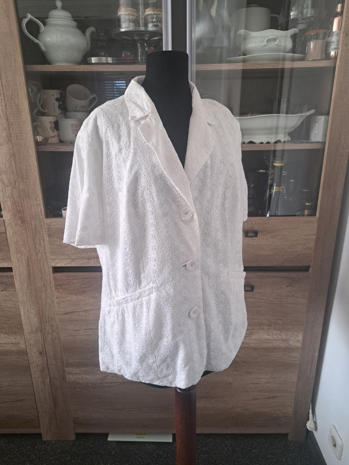wit broderie blazer kingfield mt 50 valt kleiner, Wit, Ophalen of Verzenden, Zo goed als nieuw, Jasje of Colbert