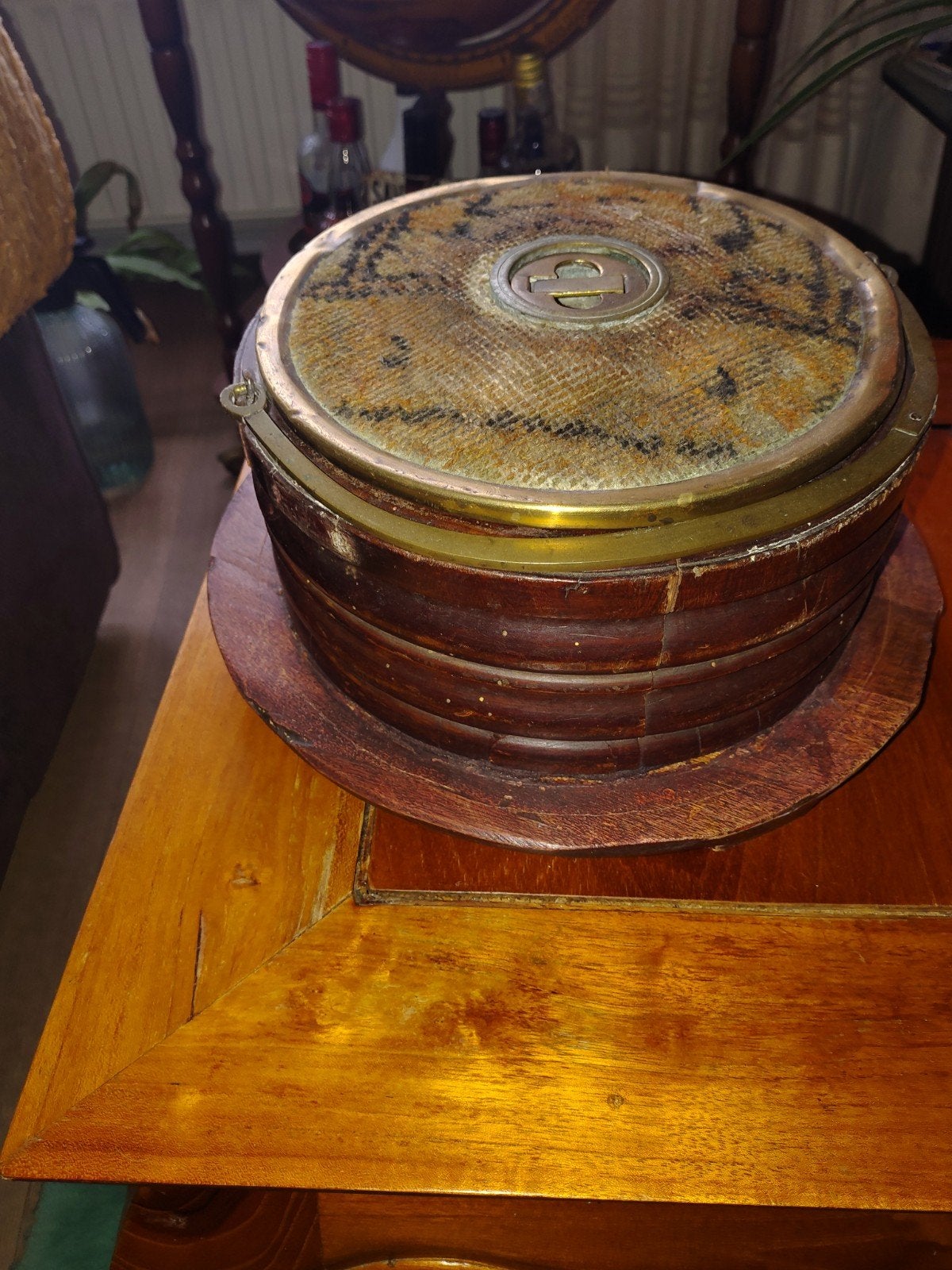 Antieke Ronde Voetenstoof (Biedermeier Waterstoof), Antiek en Kunst, Ophalen of Verzenden