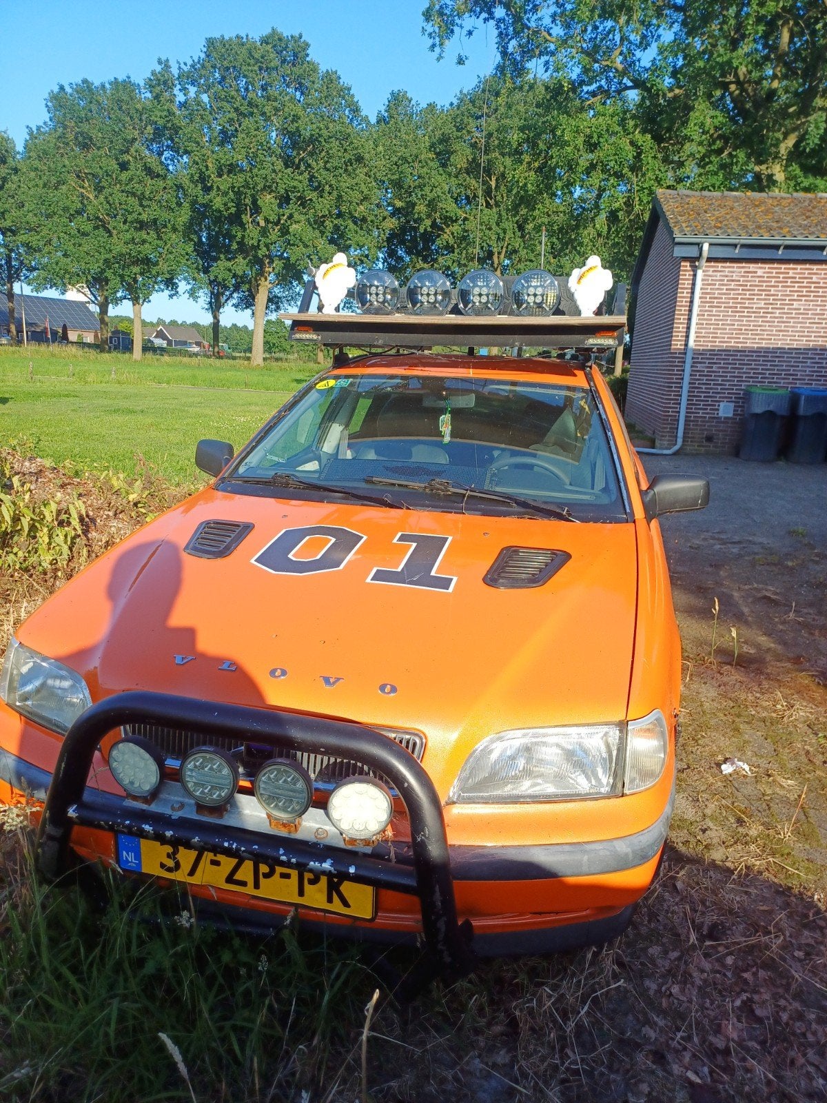 Volvo carbadgerun, Ophalen