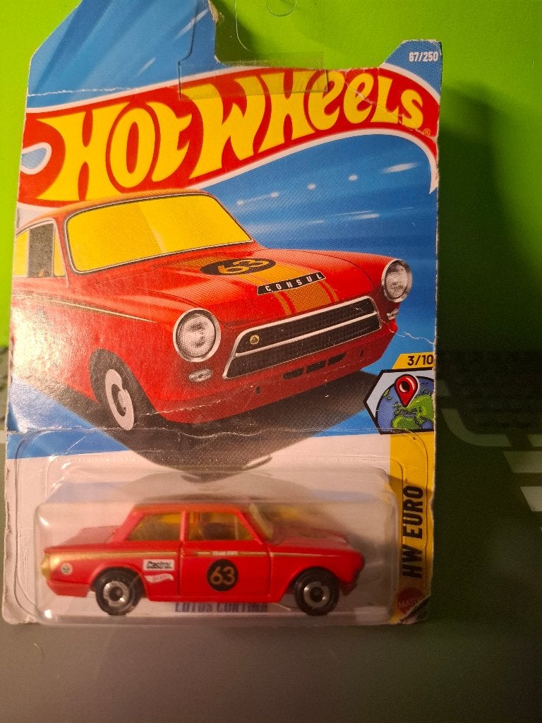 Hotwheels - Lotus Cortina [rood] 1/60 MIB, Ophalen of Verzenden, Zo goed als nieuw, Auto