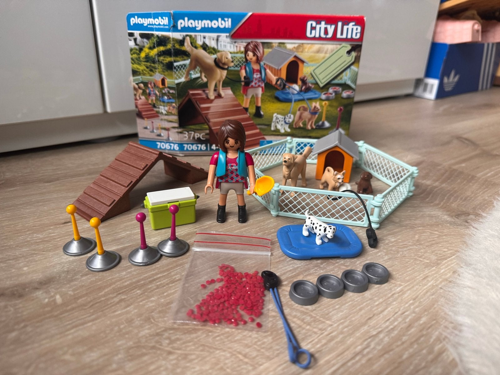 PLAYMOBIL City Life 70676 Hondenopvang, Kinderen en Baby's, Complete set, Overige typen, Ophalen of Verzenden, Zo goed als nieuw
