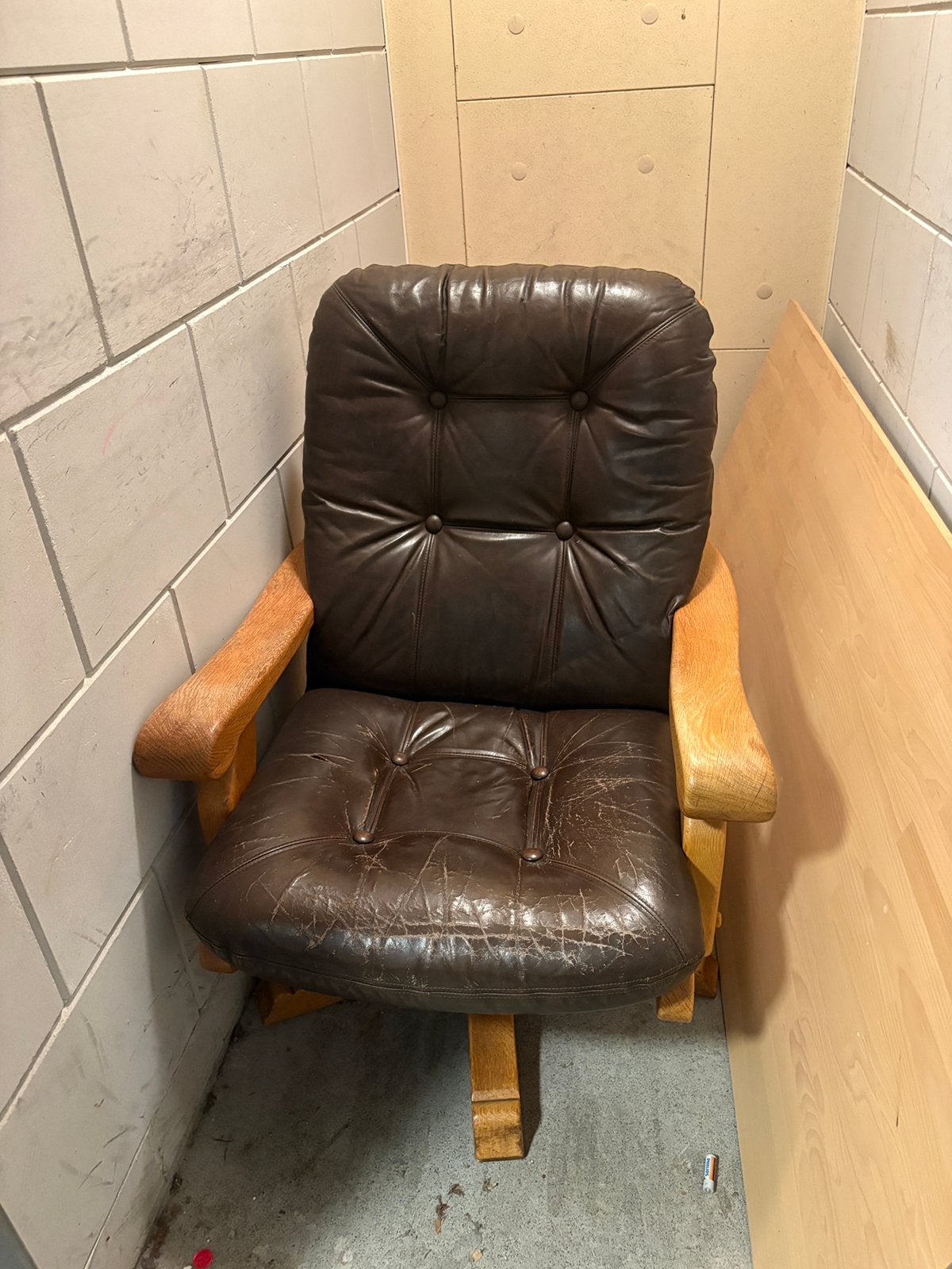 Leather arm chair, Ophalen, Gebruikt, 75 tot 100 cm