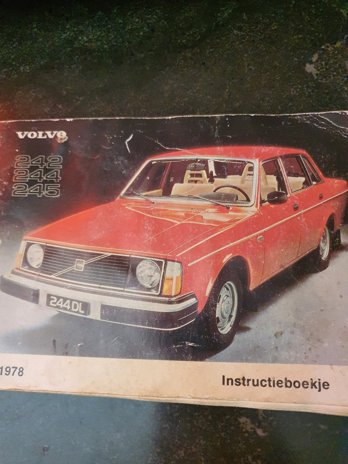 onderhouds boekje Volvo 242, 244, 245, Ophalen of Verzenden