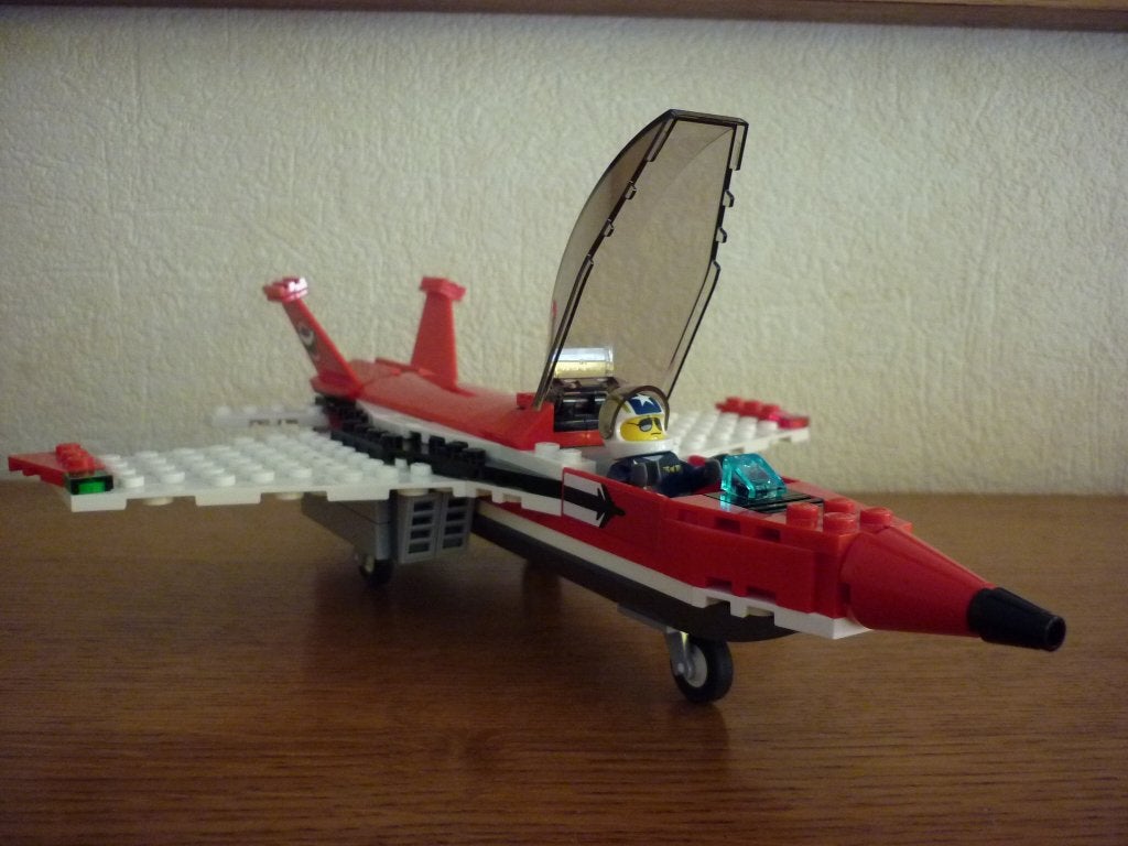 Foto 4 van Lego City 60103 - Vliegveld Luchtvaartshow