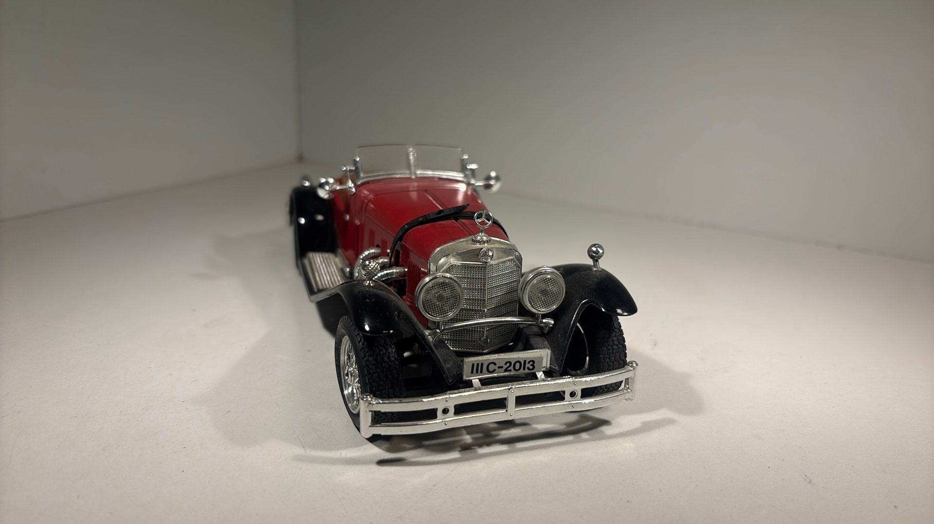 Mercedes ssk bburago 1.24, Hobby en Vrije tijd, Modelauto's | 1:24, Ophalen of Verzenden, Bburago, A, A