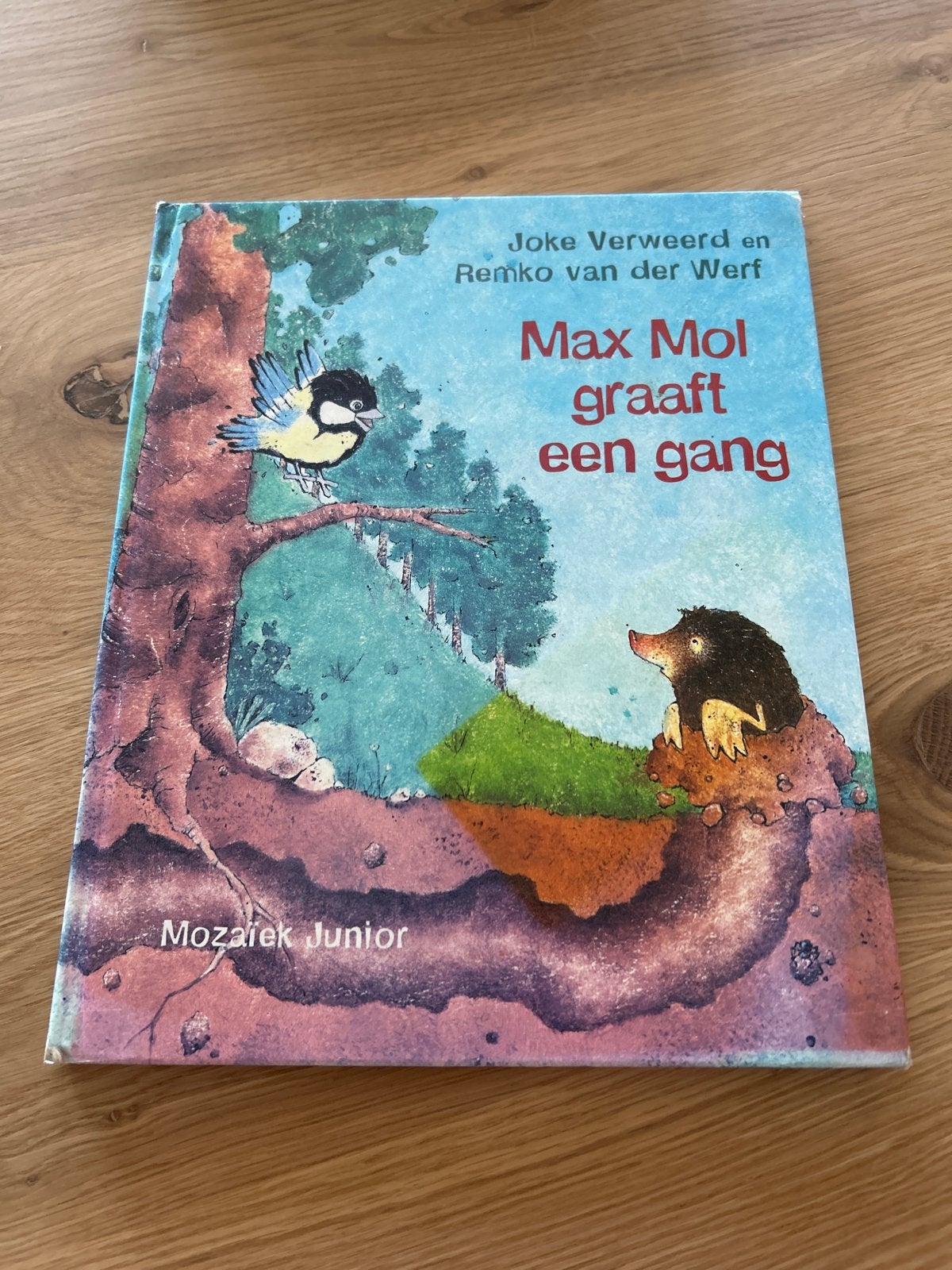 Max Mol graaft een gang - Kinderboek, Ophalen of Verzenden, Gelezen, Fictie algemeen