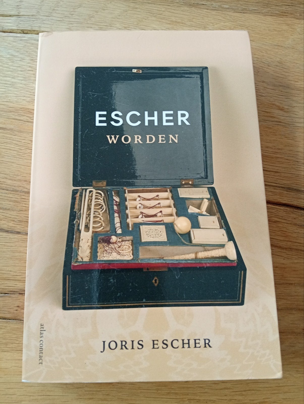 ESCHER WORDEN - Joris Escher (Boek), Ophalen of Verzenden, Zo goed als nieuw, Fotografie algemeen, Joris Escher