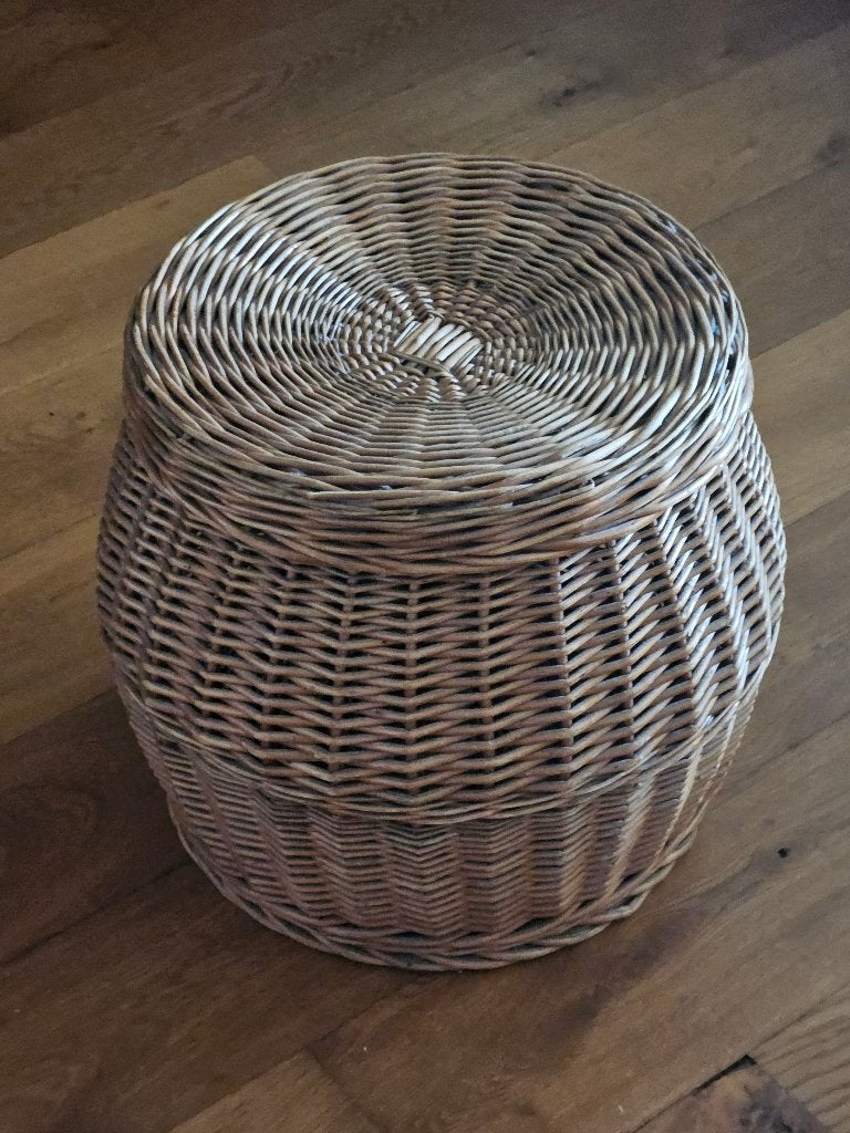 Rieten slangenmand met deksel, Huis en Inrichting, Ophalen, Gebruikt, Mand, Rond