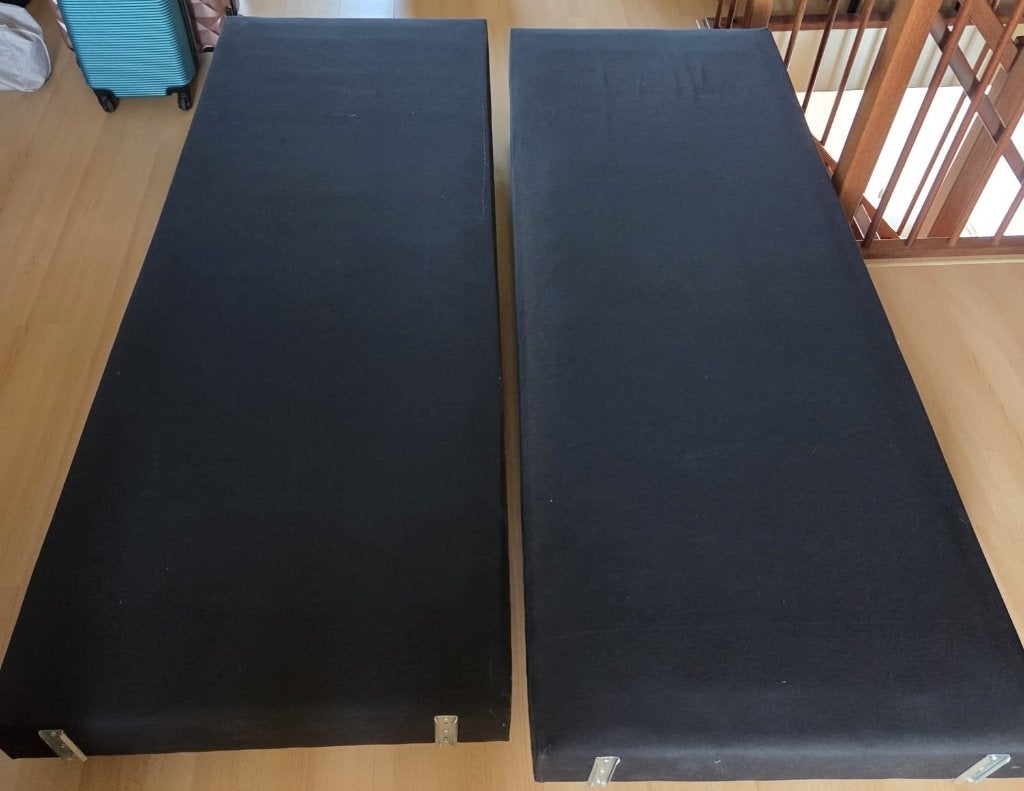 Boxspring 2persoons (2 onderdelen) (onderstel) €160,-, Ophalen, Gebruikt, Zwart, Tweepersoons