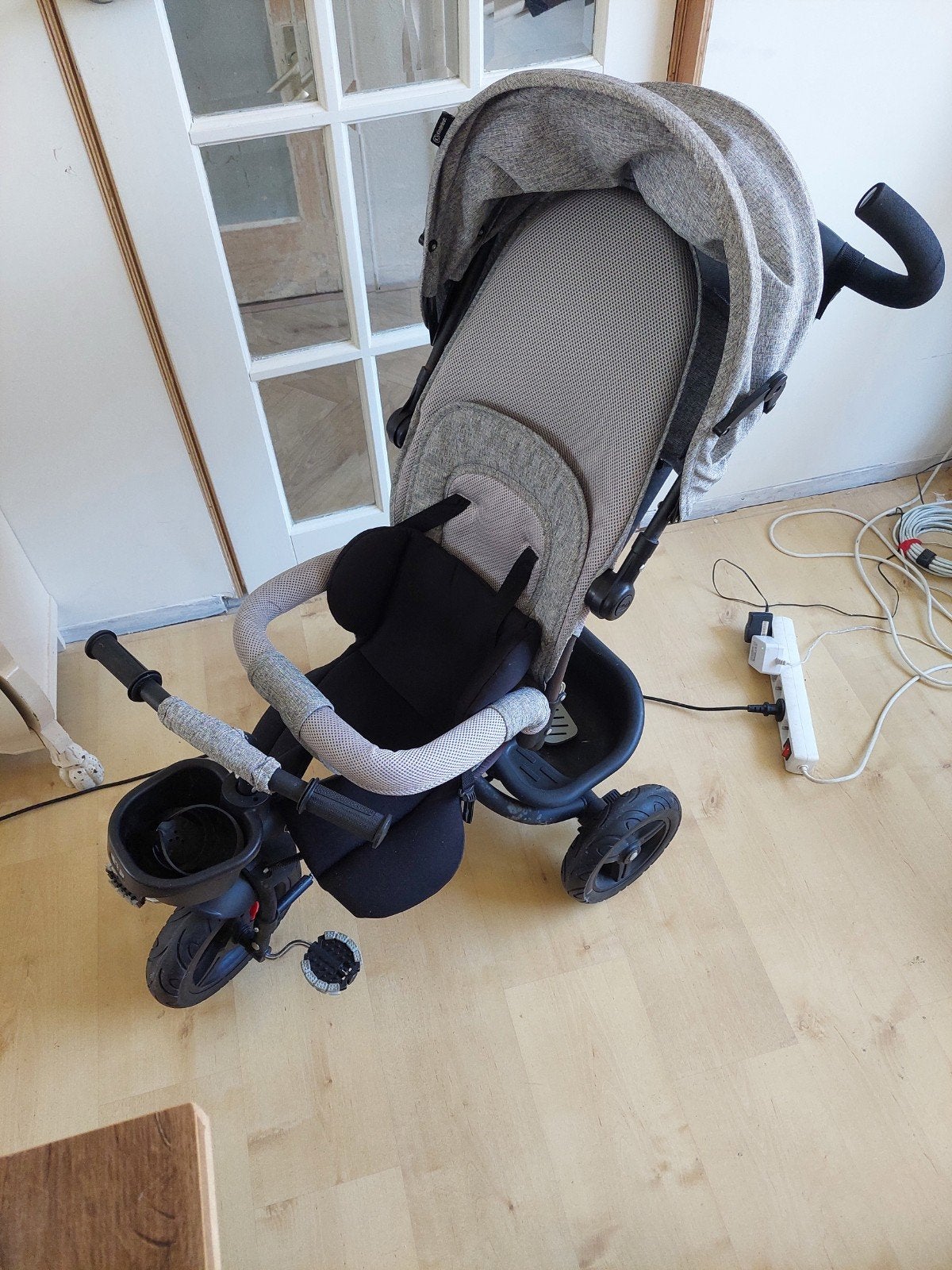 buggy met fiets functie, Ophalen, Zo goed als nieuw, Overige merken