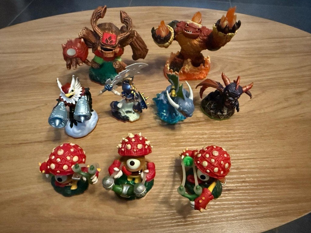 Skylanders figuren, 2 spelers, Eén computer, Zo goed als nieuw, Vanaf 7 jaar