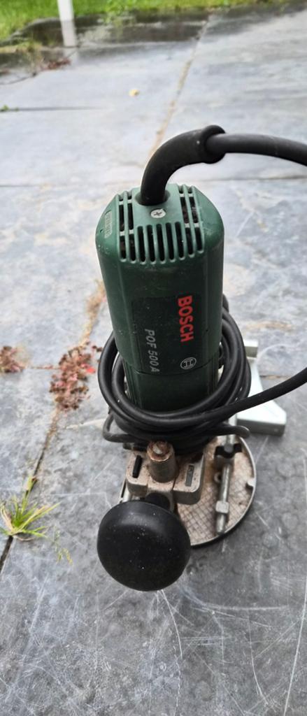 Bosch POF 500A Bovenfrees - Gebruikt maar functioneel, Doe-het-zelf en Verbouw, Gereedschap | Freesmachines, Gebruikt, Ophalen of Verzenden