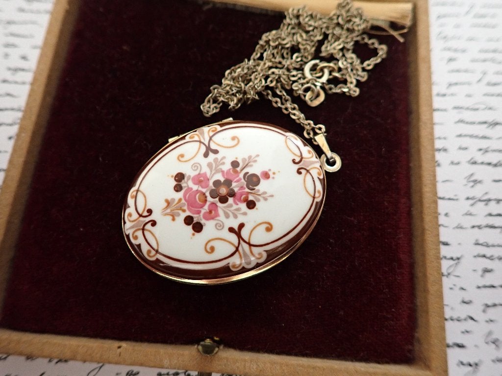Prachtig medaillon aan lange ketting, Sieraden, Tassen en Uiterlijk, Verzenden, Gebruikt, Goud, Overige materialen
