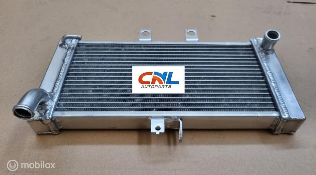 Radiateur Suzuki Bandit 650 GSF650 2007-2016 2010 2011 2012, Nieuw, Ophalen of Verzenden