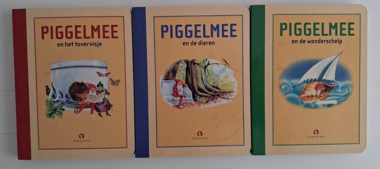 Drie karton boekjes van Piggelmee, Ophalen of Verzenden, Fictie algemeen