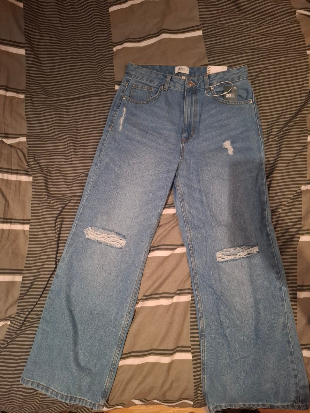 Nieuwe Only Wide leg jeans met scheuren - Maat W30/L30, Only, Blauw, Nieuw, Ophalen of Verzenden