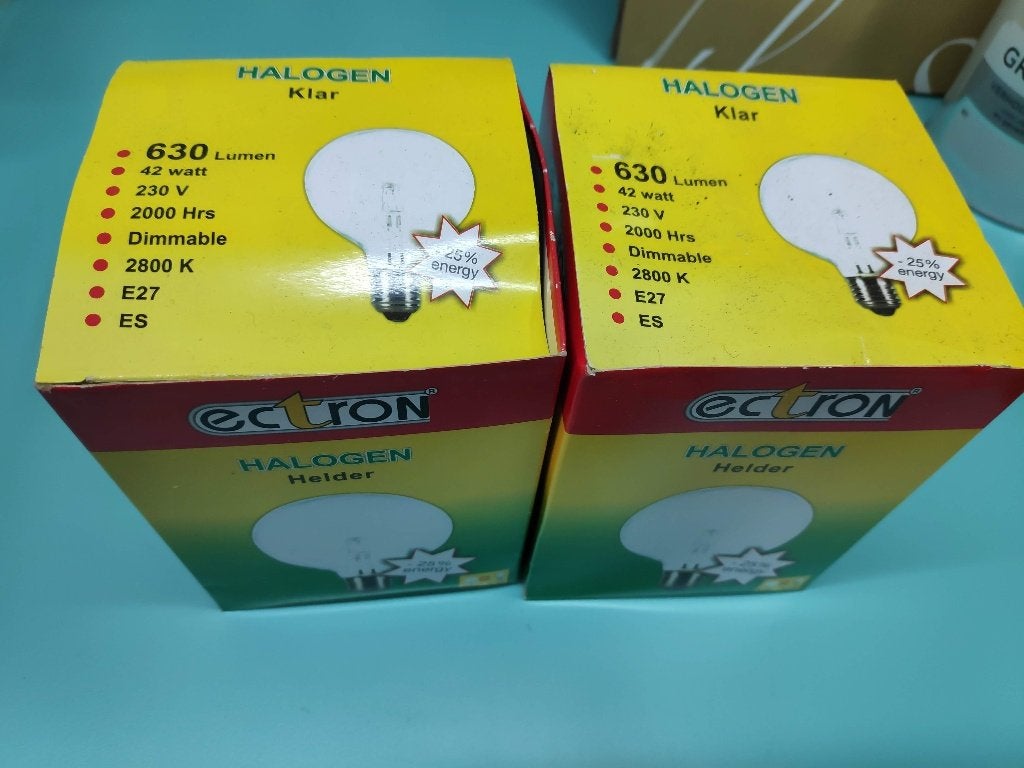 Halogeen Helder E27 Dimbare Lampen 42W (60W equivalent) 2x, Huis en Inrichting, 30 tot 60 watt, Halogeen (gloei)lamp, Nieuw, Klassiek, Helder