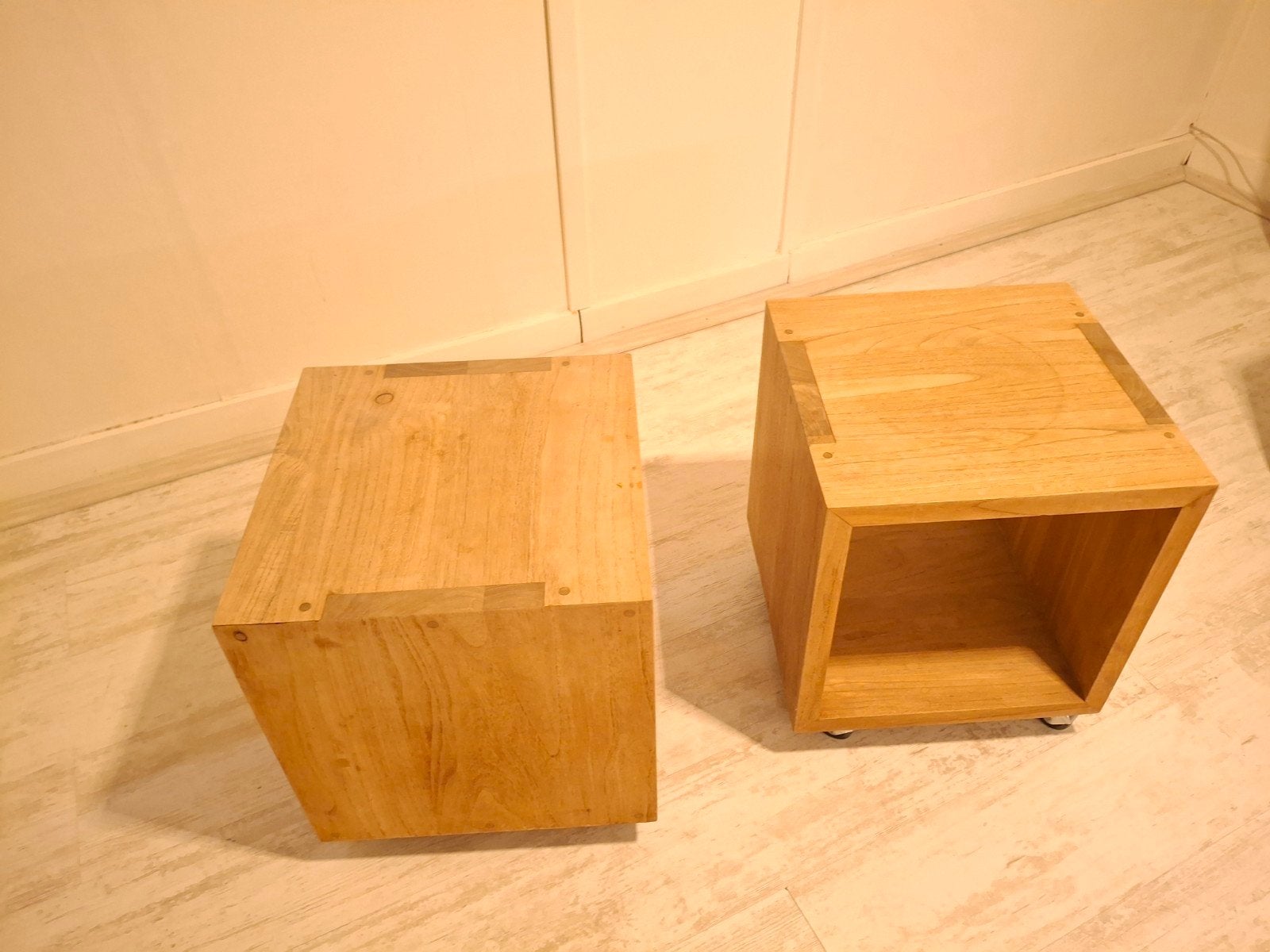 bijzet tafeltjes van hout, Ophalen, 50 tot 100 cm, Minder dan 50 cm