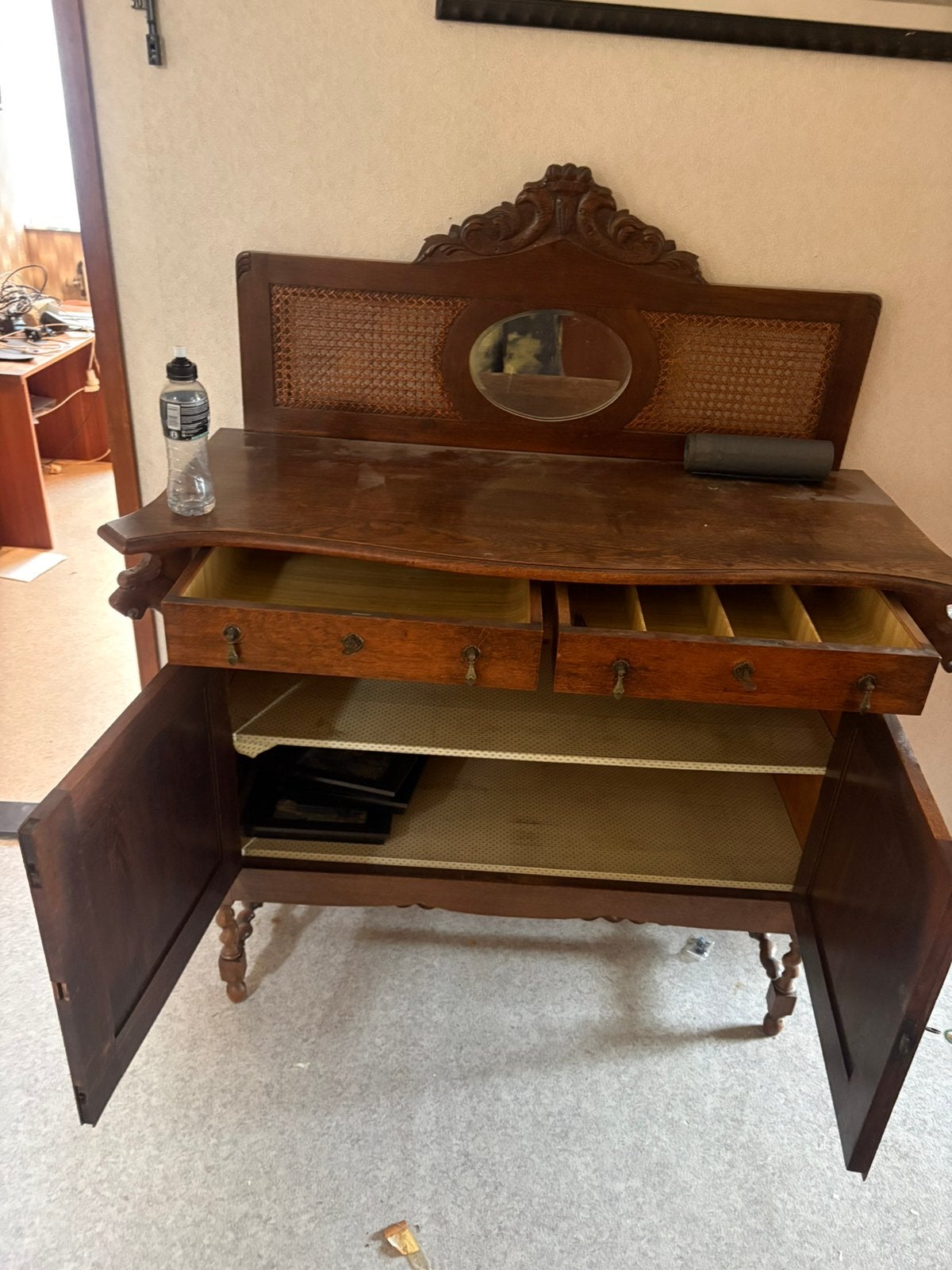 Antieke dressoir, Ophalen of Verzenden, Zo goed als nieuw