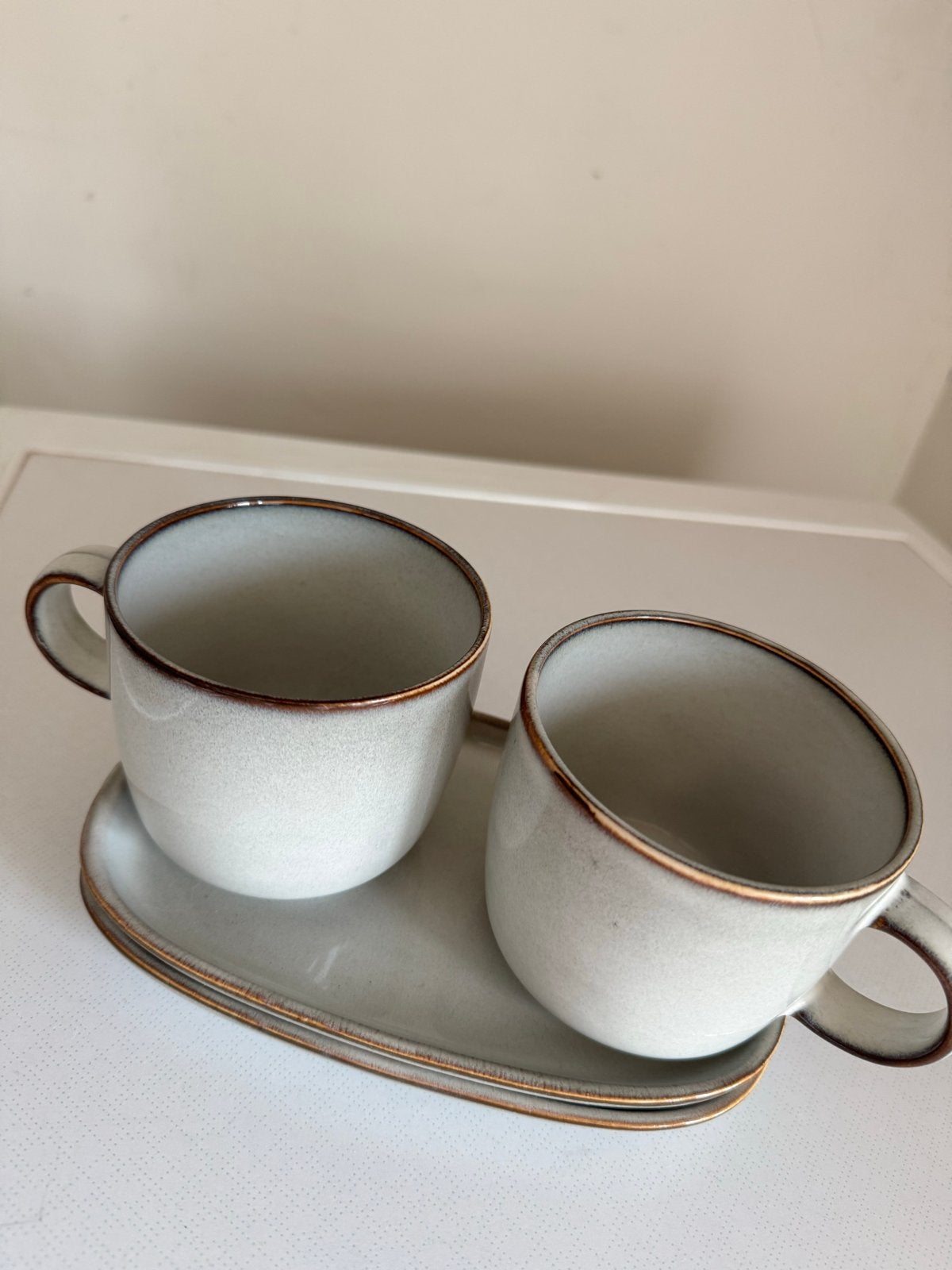 IKEA Finstilta kop en schotel set, 2 stuks, Ophalen, Keramiek, IKEA, Zo goed als nieuw