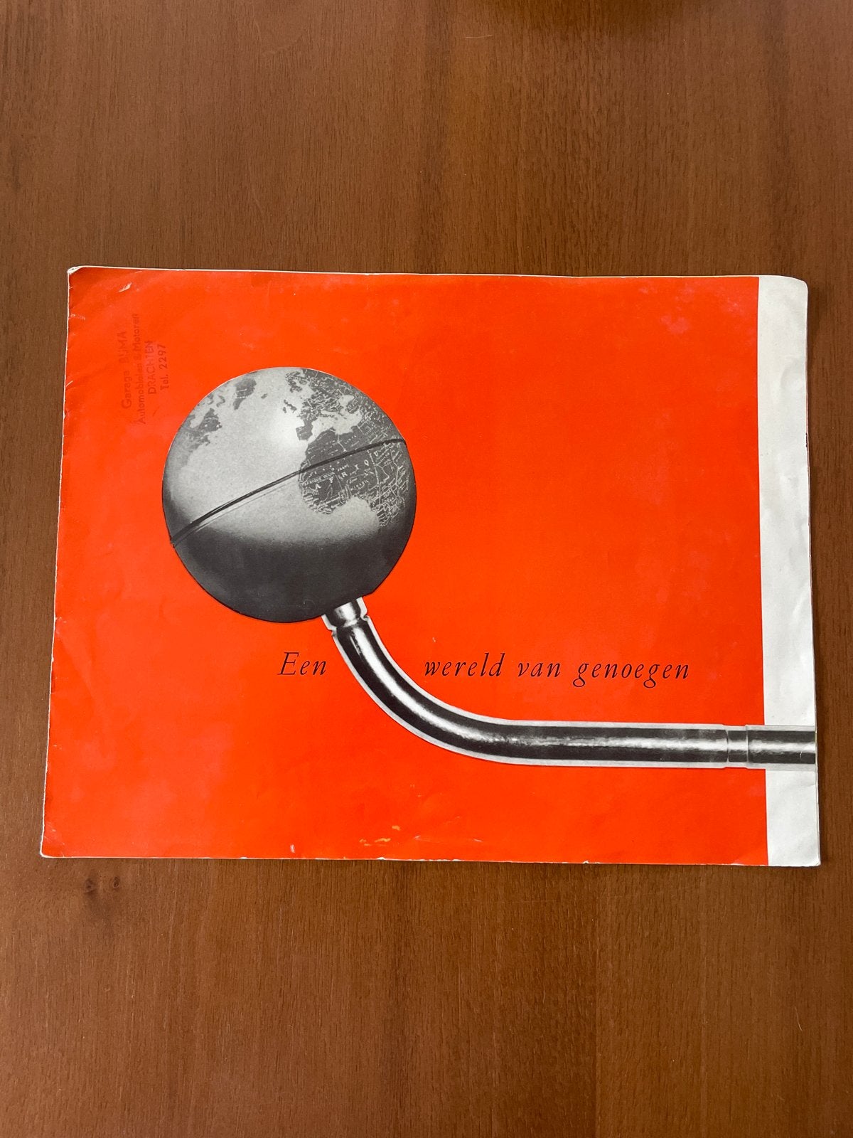 Citroën 2CV Brochure: Een wereld van genoegen (1950s), Boeken, Auto's | Folders en Tijdschriften, Ophalen of Verzenden, Gelezen