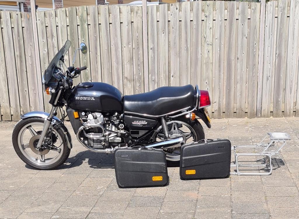 Honda CX500 - Klassieke Toermotor met Koffers, 2 cilinders, Motorrijbewijs A, Gebruikt, Particulier