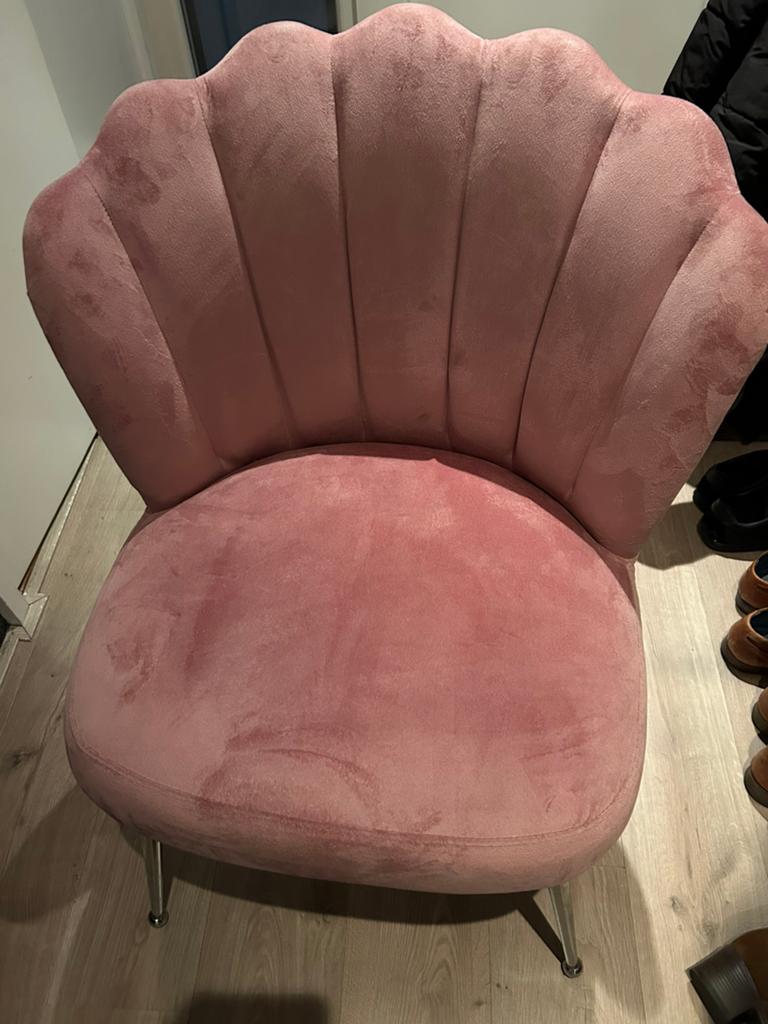 Schelp stoel roze, Ophalen, Zo goed als nieuw, Minder dan 75 cm, 50 tot 75 cm