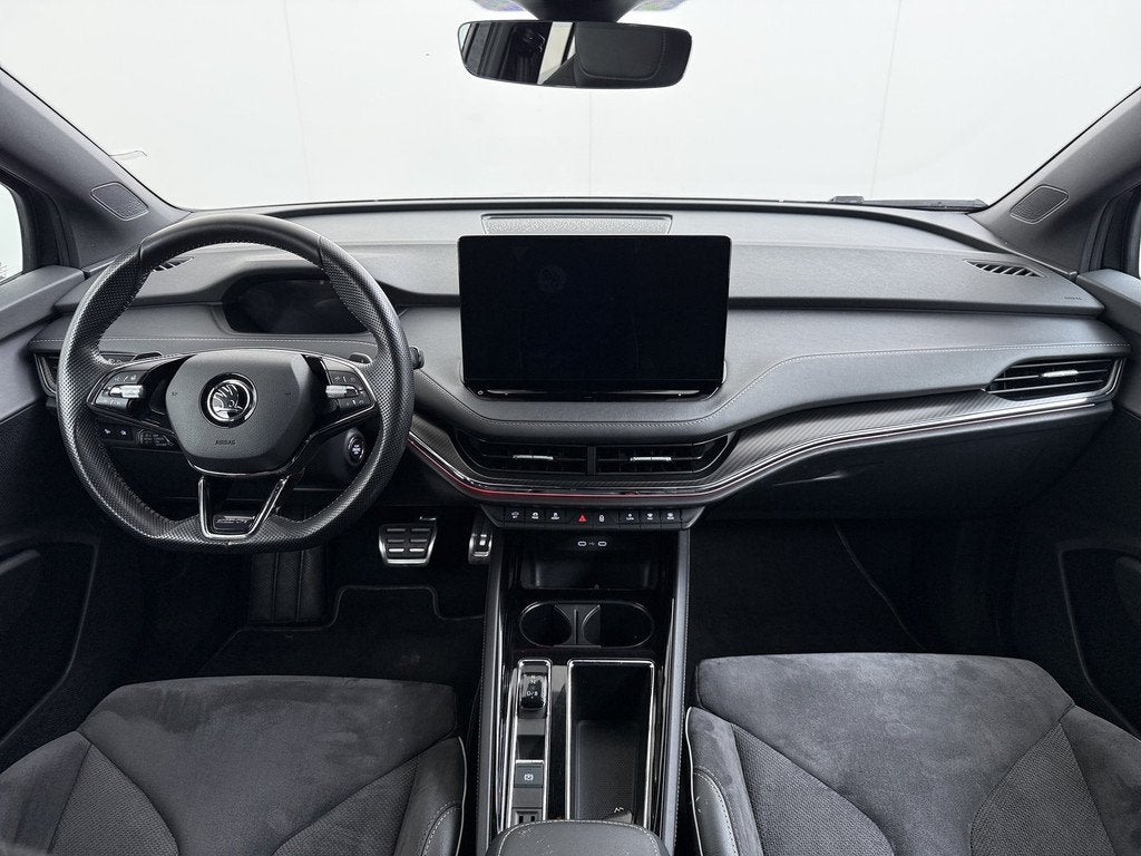 Skoda Enyaq iV 80 SPORTLINE SOH 92% 3-Zone Ecc Adap.Cruise S, Achterwielaandrijving, Zwart, 82 kWh, Zwart