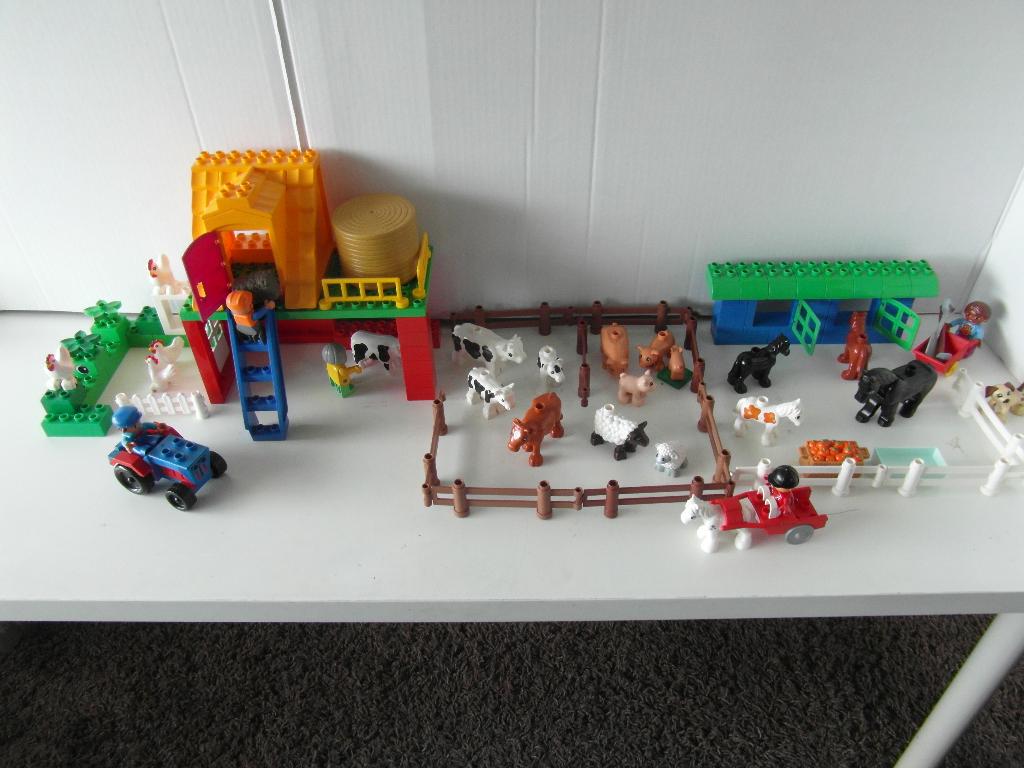 Duplo Boerderij met 21 dieren, Kinderen en Baby's, Speelgoed | Duplo en Lego, Ophalen of Verzenden, Zo goed als nieuw, Complete set