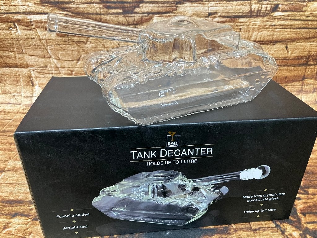 Whisky karaf militaire tank, Verzamelen, Nieuw, Ophalen of Verzenden, Nvt, Borrel- of Shotglas