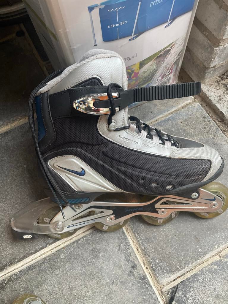 Inline skates - Maat 45.5 - lipje geknapt, Sport en Fitness, Skeelers, Verstelbaar, Dames, Zo goed als nieuw, Inline skates 4 wielen