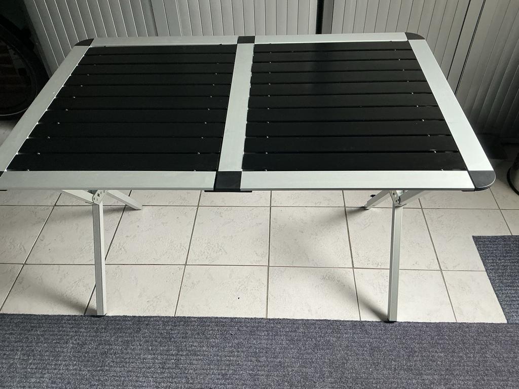 Hypercamp Alu roltafel 110x70x70cm met opberghoes, Ophalen, Zo goed als nieuw