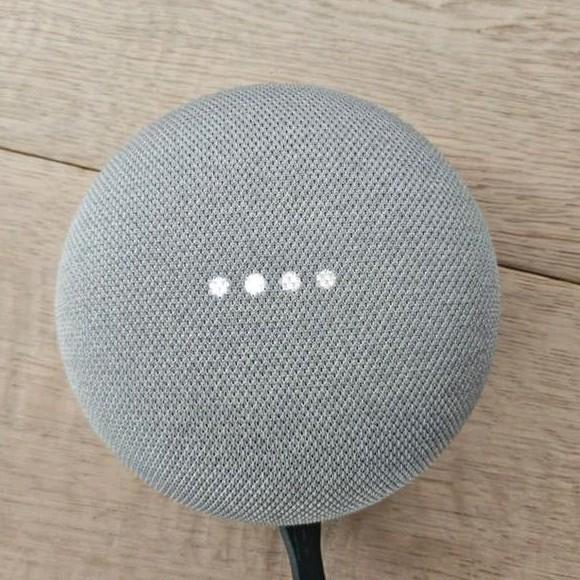 Google Home Mini (1e generatie) - Slimme speaker, Audio, Tv en Foto, Luidsprekers, Overige merken, Gebruikt, Overige typen, Ophalen of Verzenden