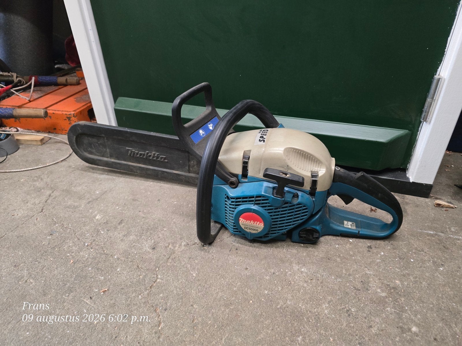 Makita DCS5000 benzine kettingzaag met 40 cm zaagblad., Doe-het-zelf en Verbouw, Ophalen, Gebruikt, Kettingzaag, 30 tot 70 mm