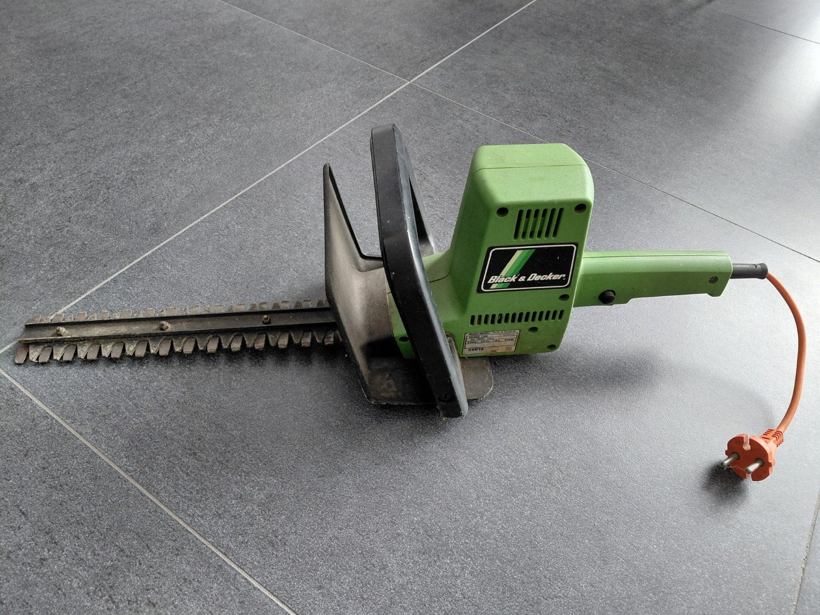 Heggenschaar Black en Decker, Ophalen, Gebruikt, Elektrisch, Black & Decker