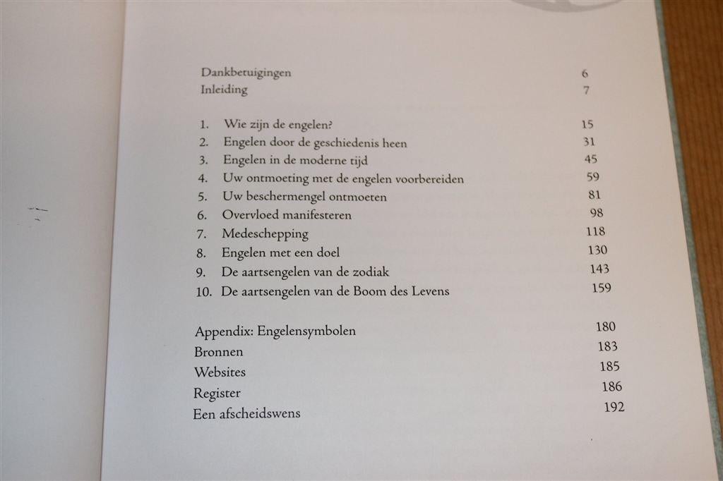 De Energie van Engelen—Een Uitgebreide Spirituele Raadgever, Boeken, Ophalen of Verzenden, Gelezen, Overige onderwerpen, Achtergrond en Informatie