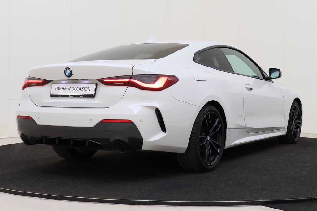 BMW 4 Serie Coupé 420i High Executive M Sport Automaat / St, Achterwielaandrijving, Gebruikt, 4 stoelen, Alcantara