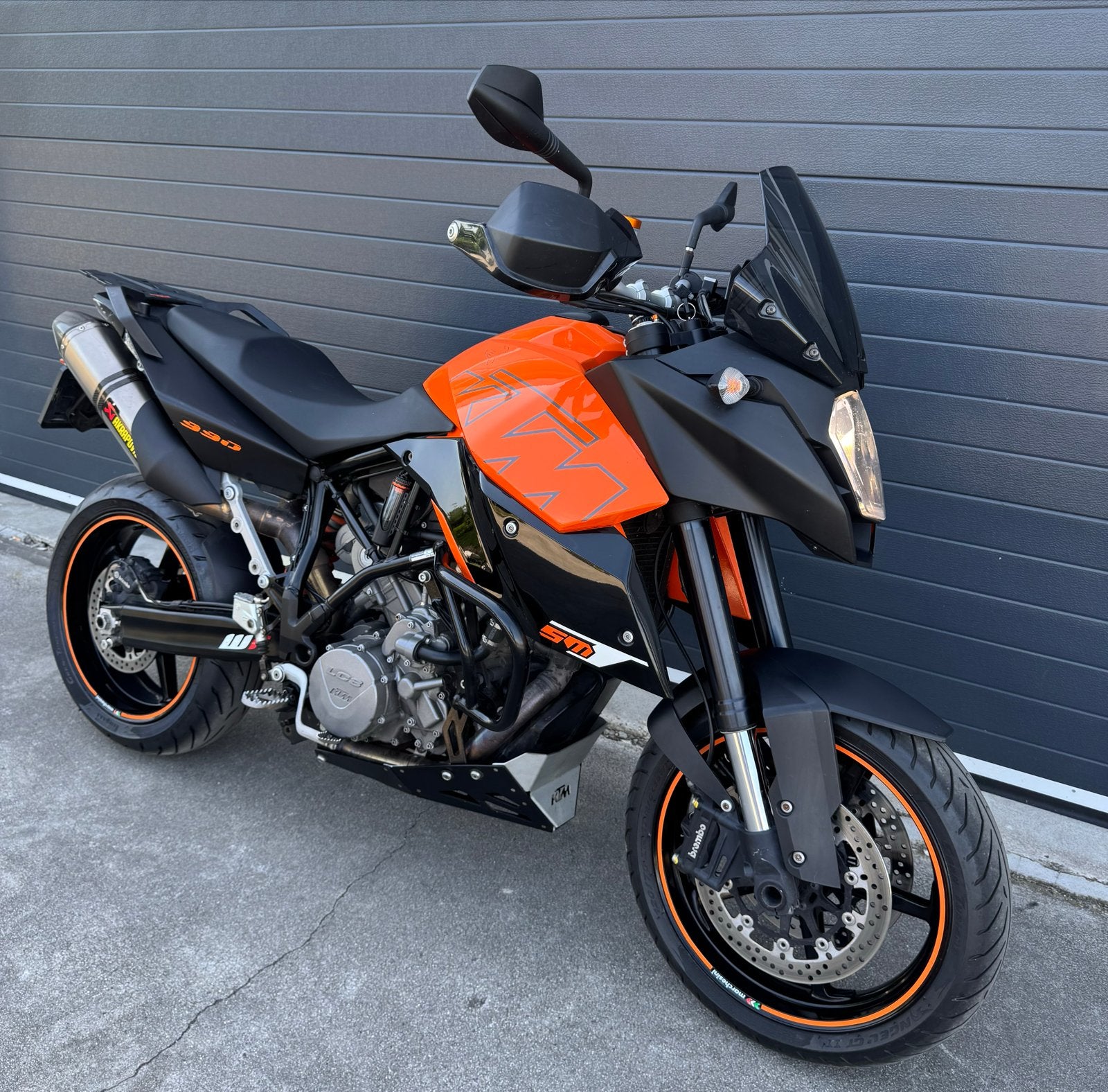 KTM 990 SMT Akrapovic/RecentBeurt, 2 cilinders, Sportuitlaat, Motorrijbewijs A, Toermotor