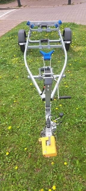 Boottrailer Kalf 650-45 L ZO GOED ALS NIEUW, Ophalen, Minder dan 1500 kg, Sloepentrailer, Minder dan 6 meter