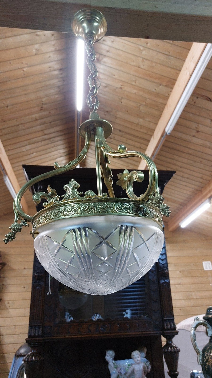 Antieke bronzen lamp met geslepen glazen bol, Ophalen of Verzenden