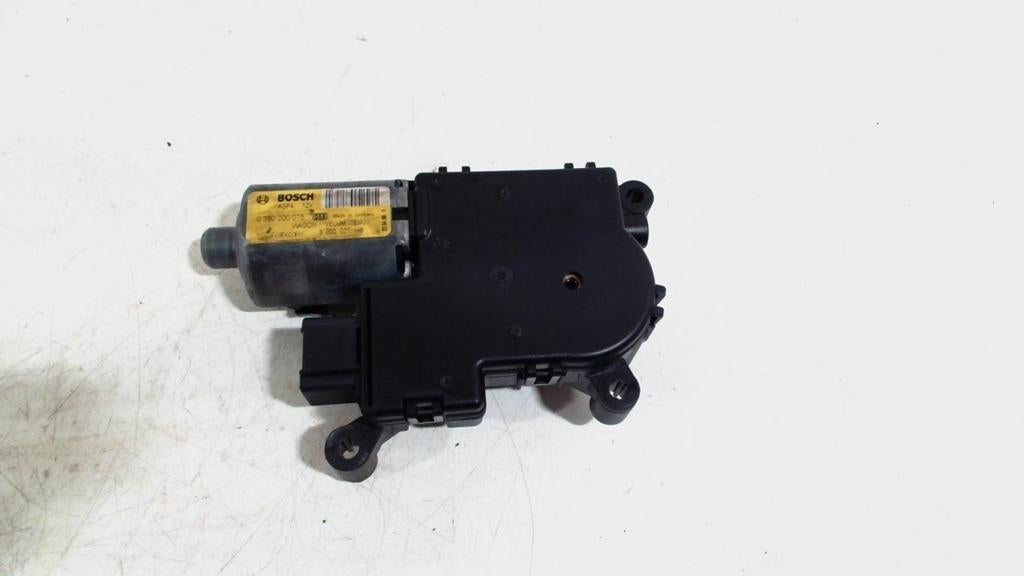 Motor open dak Peugeot 308, Onderdelen@venauto.nl, Van der Ven Autorecycling B.V., Gebruikt, Ettenseweg 76, 4706 PB Roosendaal, The Netherlands