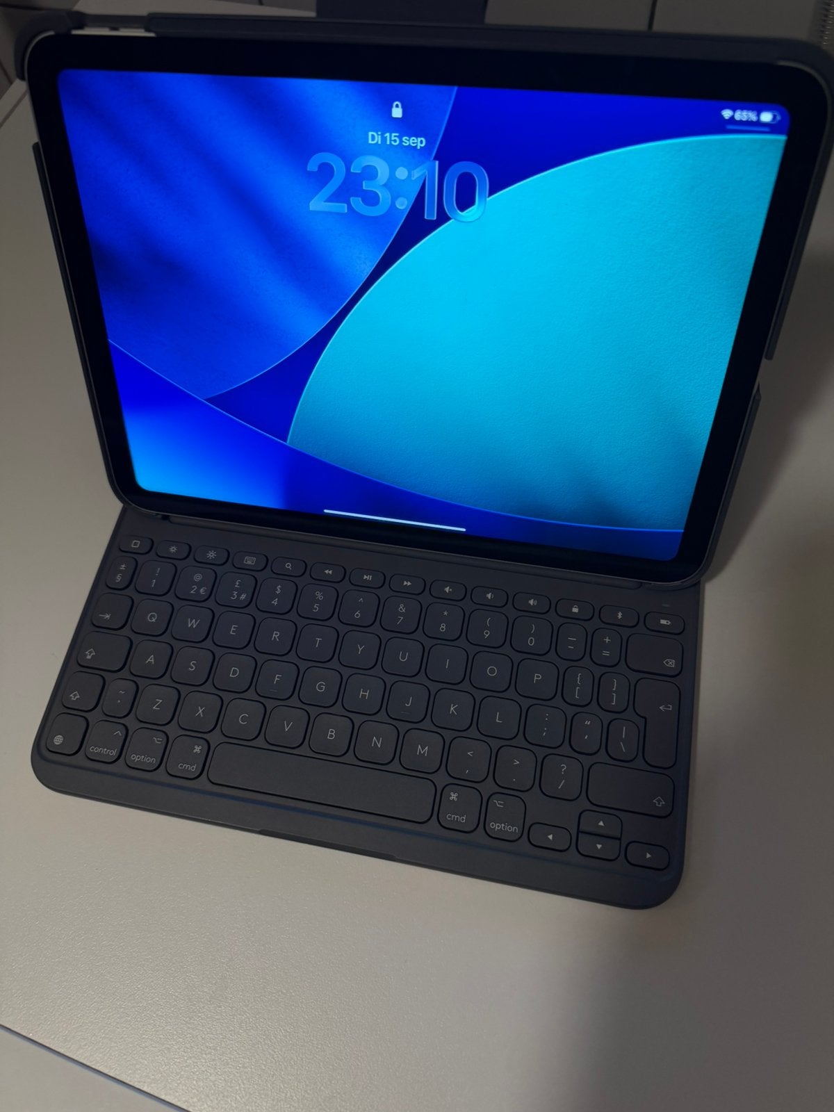Apple Ipad 2025 (A16) 128gb wi-fi, Computers en Software, Ophalen, Zo goed als nieuw, 10 inch, Apple iPad