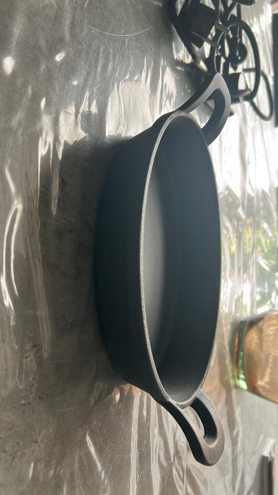 Gietijzeren ovenachaaltje nooit gebruikt, Ophalen, Nieuw, Gietijzer, Koekenpan of Braadpan