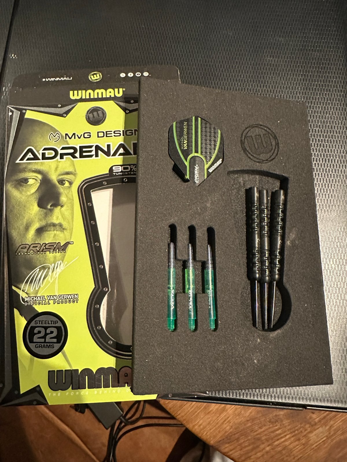 Winmau Michael van Gerwen Adrenalin Steeltip Darts 22g, Ophalen of Verzenden, Nieuw, Pijlen
