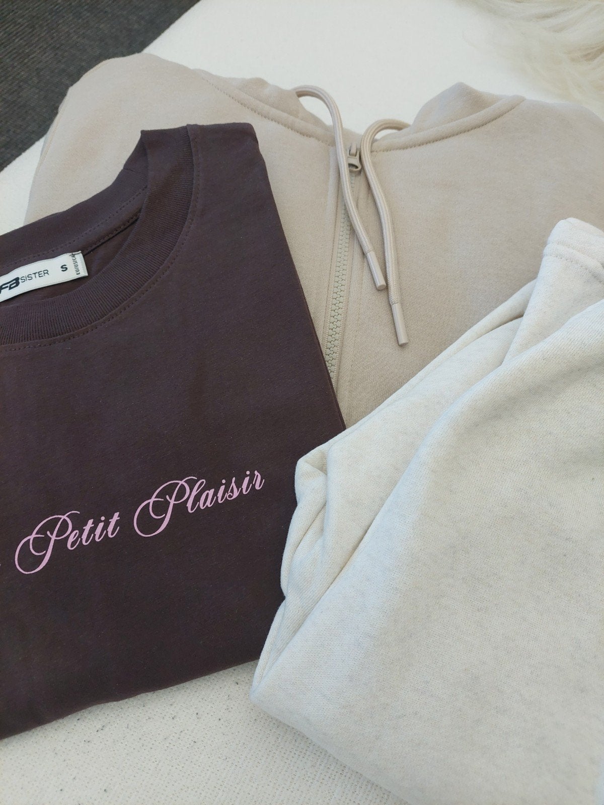 Huispak 3 delig bruin/ zand creme kleur nieuw, Kleding | Dames, Huispakken, Maat 38/40 (M), Divers, Bruin, Nieuw