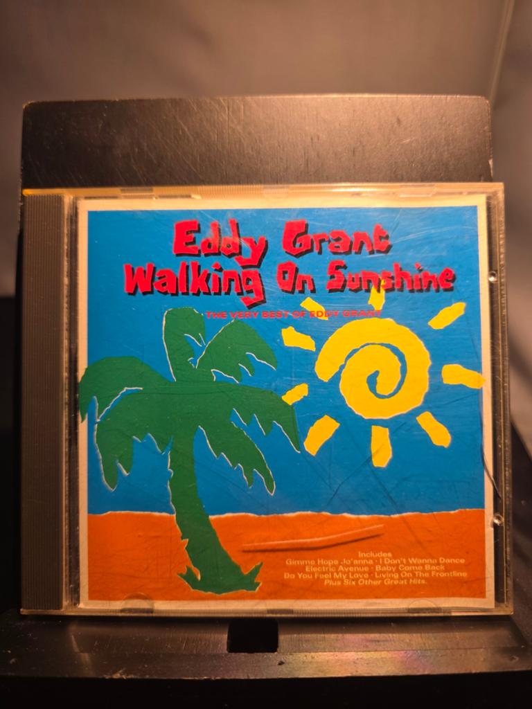 Eddy Grant - Walking On Sunshine CD (The Very Best Of), Ophalen of Verzenden, 1980 - 1989, Gebruikt