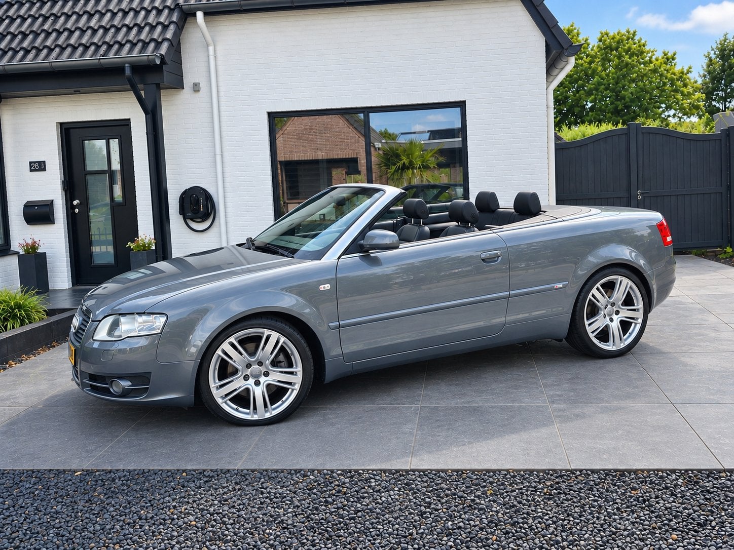 Audi A4 2.0 Tfsi 147KW Cabrio AUT 2008 Grijs, Zwart, 4 cilinders, 4 stoelen, A4